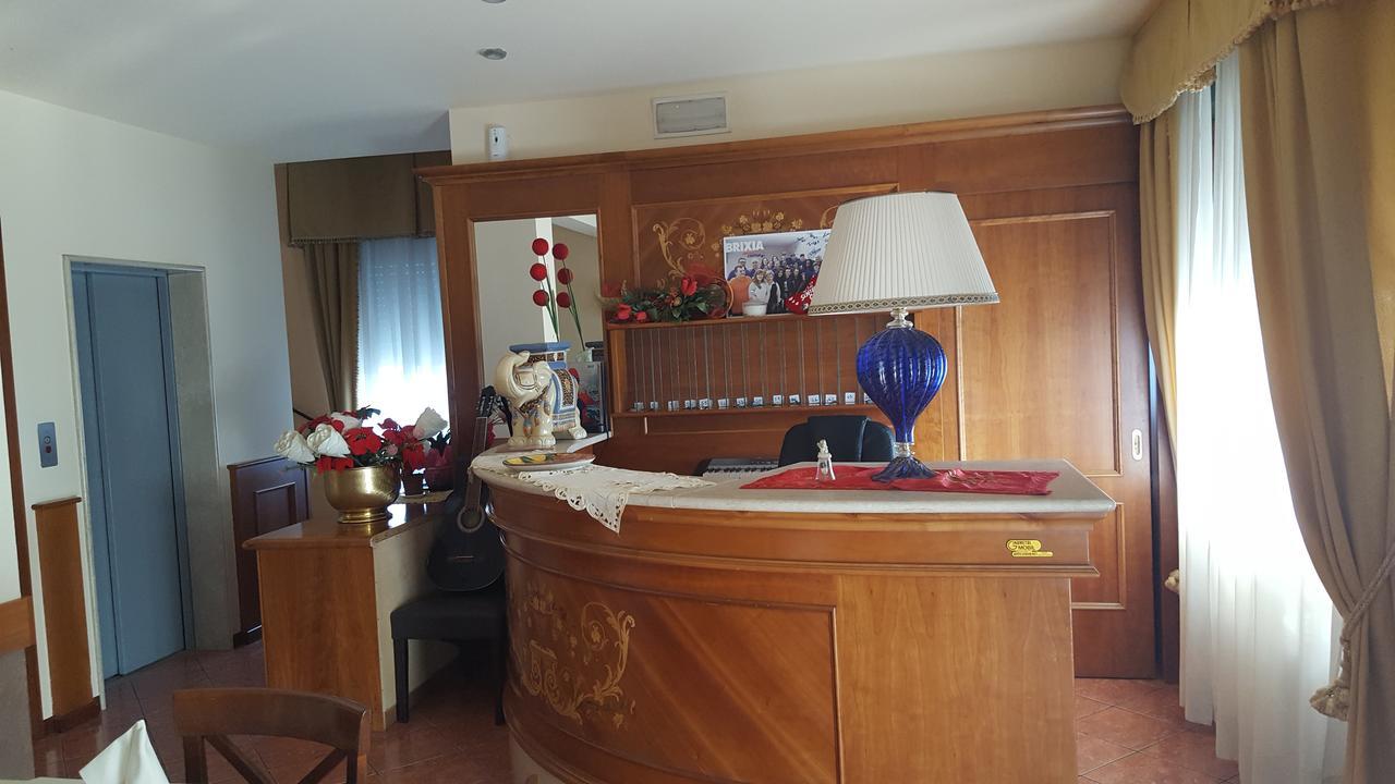 Hotel Ristorante Amalfitana Dello 외부 사진